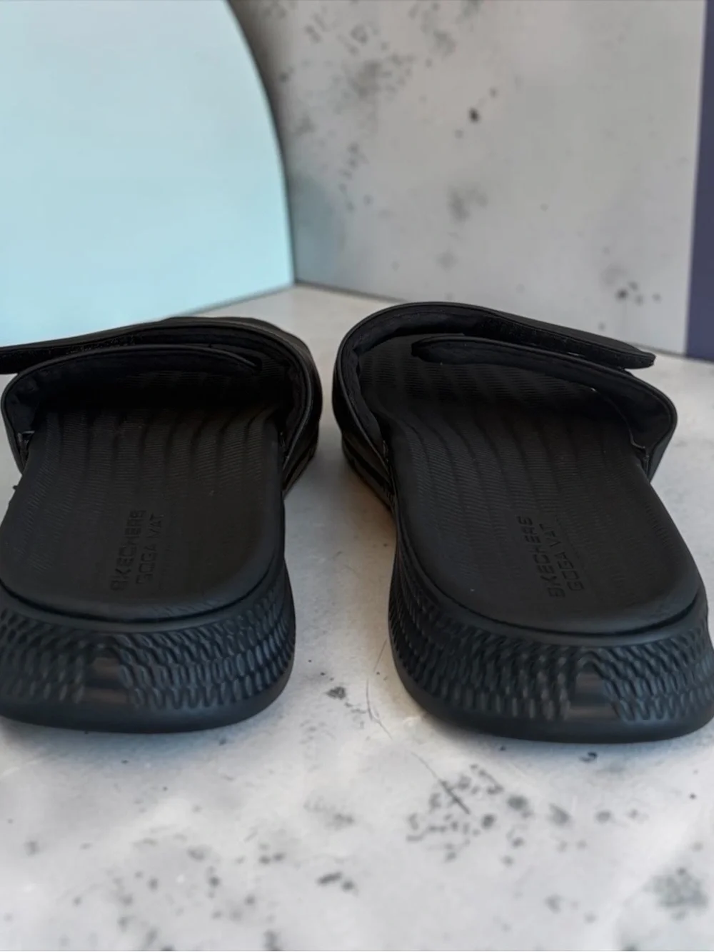 Skechers GO Consistent Mens Size 13 Black Slide Sandals Goga Mat 229033